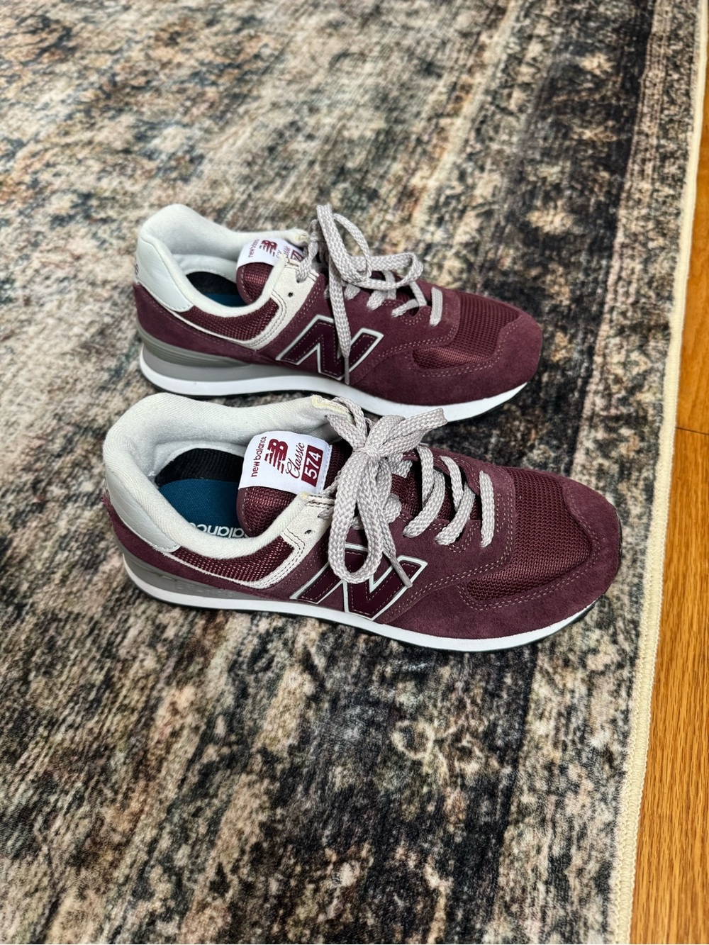 New Balance 574 Maroon Sneakers Size 8 Women’s - Picture 3 of 5